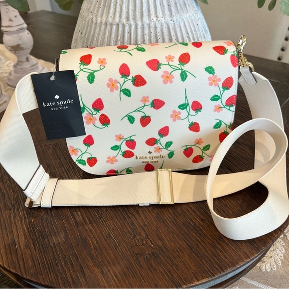 NWT Kate Spade Strawberry Vine Crossbody Saddle Bag - Picture 5 of 12